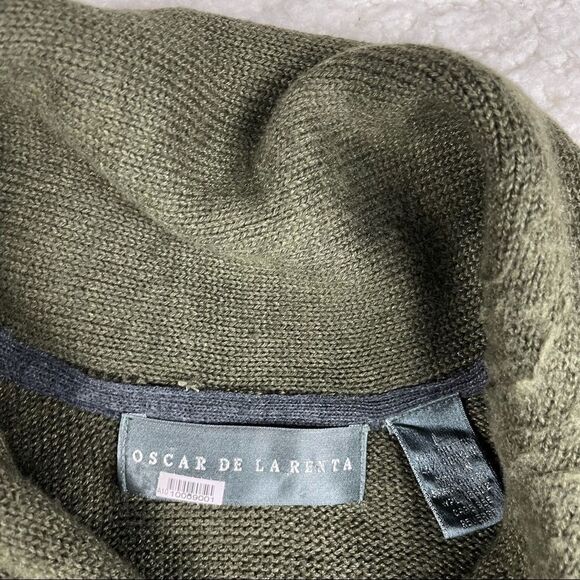 Women’s Oscar De La Renta Sweater - Picture 4 of 4